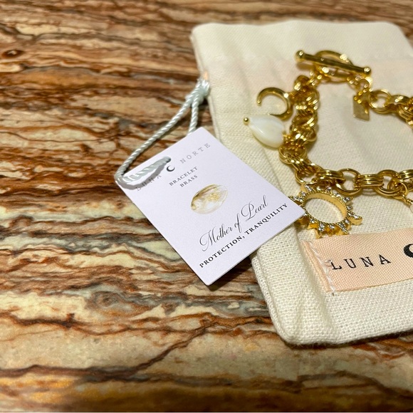 Luna Norte - Picture 8 of 12